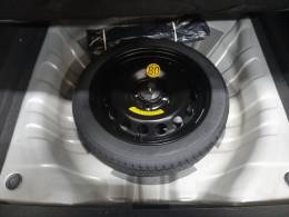 CHEVROLET - ONIX - 2023/2024 - Prata - R$ 92.900,00