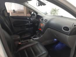 FORD - FOCUS - 2010/2011 - Prata - R$ 44.900,00