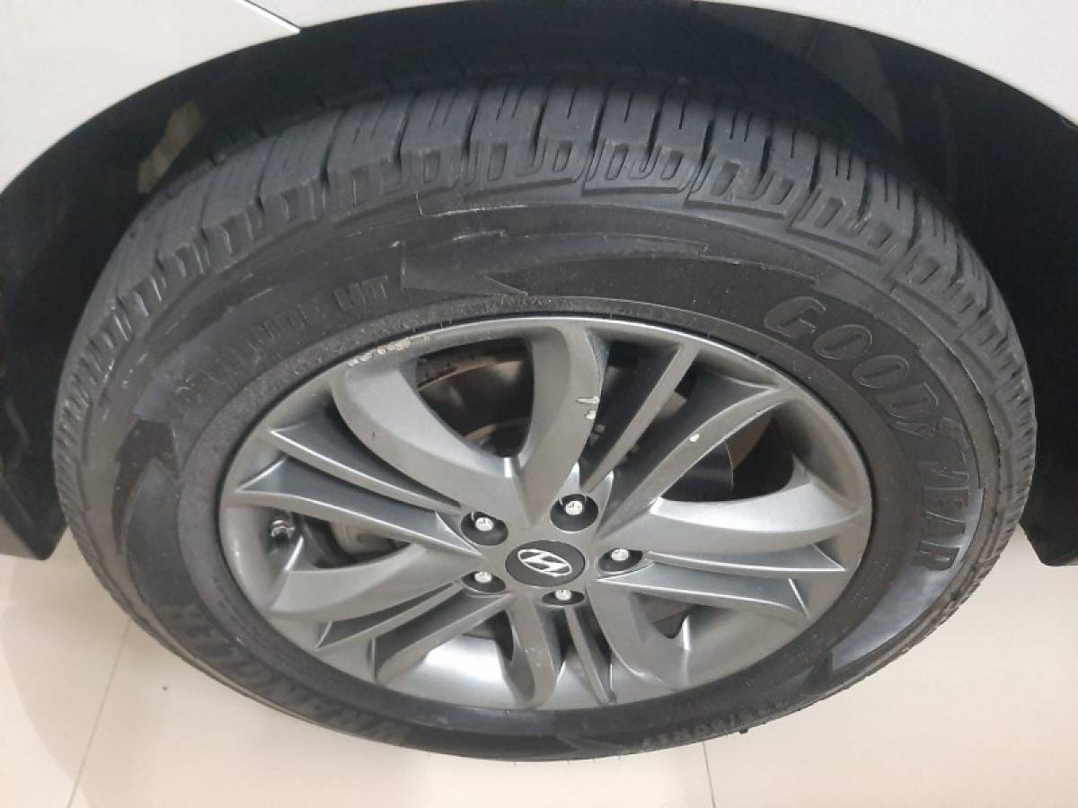 HYUNDAI - IX35 - 2019/2020 - Prata - R$ 95.900,00