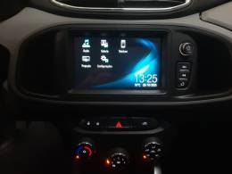 CHEVROLET - ONIX - 2018/2019 - Branca - R$ 62.900,00