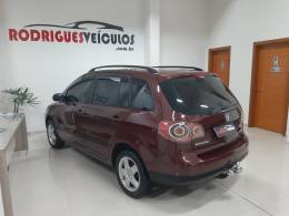 VOLKSWAGEN - SPACEFOX - 2007/2008 - Vermelha - R$ 29.900,00