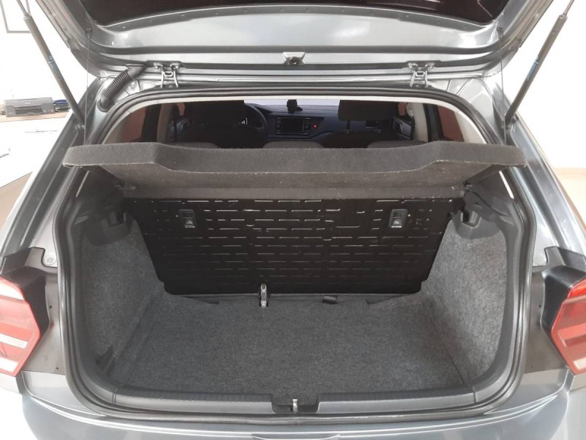 VOLKSWAGEN - POLO - 2019/2020 - Cinza - R$ 59.900,00