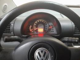 VOLKSWAGEN - SPACEFOX - 2007/2008 - Vermelha - R$ 29.900,00
