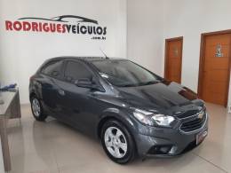 CHEVROLET - ONIX - 2018/2019 - Cinza - R$ 65.900,00