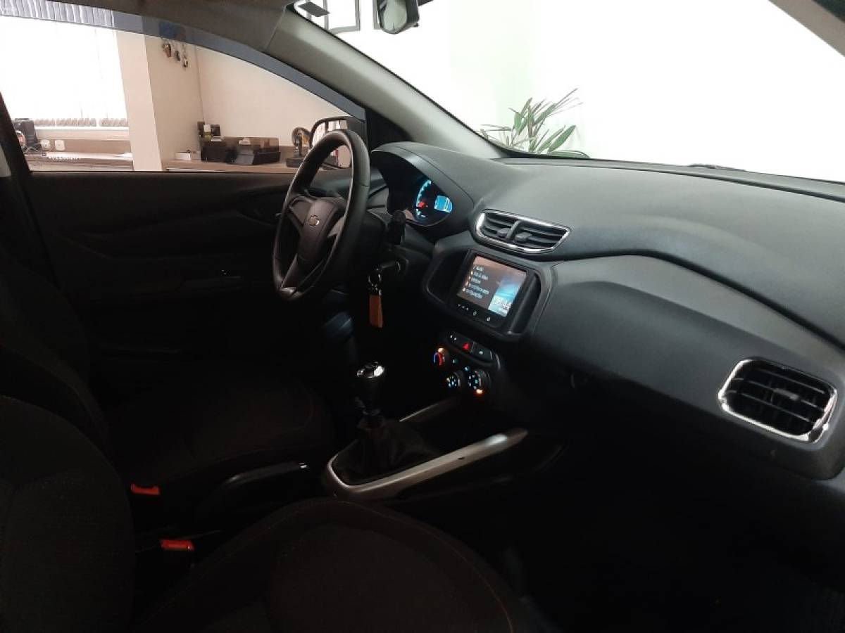 CHEVROLET - ONIX - 2014/2015 - Cinza - R$ 49.900,00