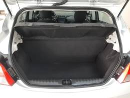 CHEVROLET - ONIX - 2015/2016 - Prata - R$ 54.900,00