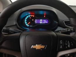 CHEVROLET - ONIX - 2015/2016 - Prata - R$ 54.900,00