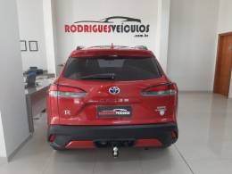TOYOTA - COROLLA - 2023/2024 - Vermelha - R$ 175.000,00