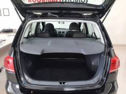 VOLKSWAGEN - SPACEFOX - 2017/2018 - Preta - R$ 56.900,00