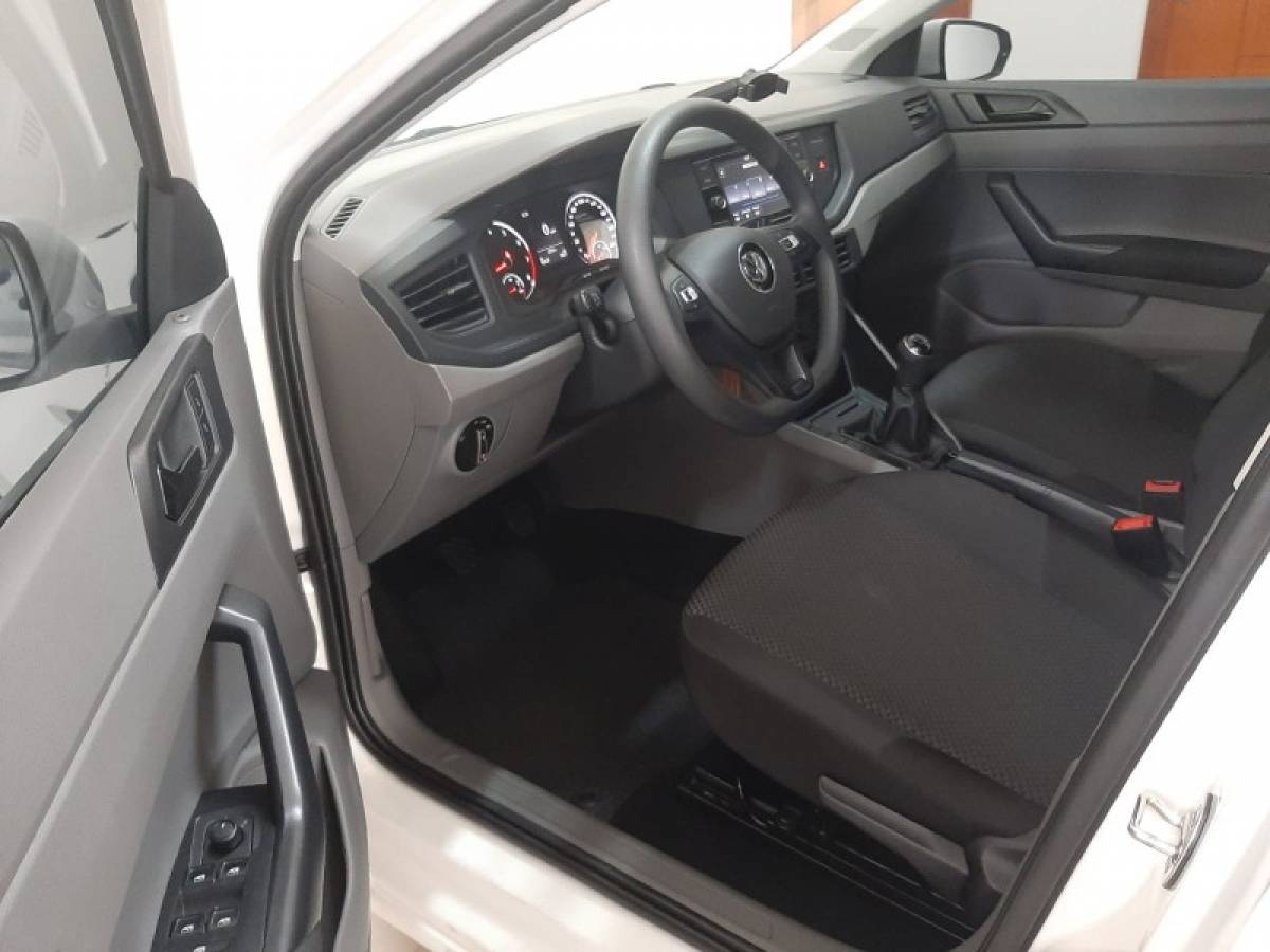 VOLKSWAGEN - POLO - 2019/2019 - Branca - R$ 67.900,00