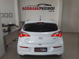 HYUNDAI - HB20 - 2017/2018 - Branca - R$ 64.900,00