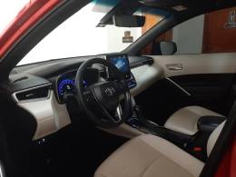 TOYOTA - COROLLA - 2023/2024 - Vermelha - R$ 175.000,00