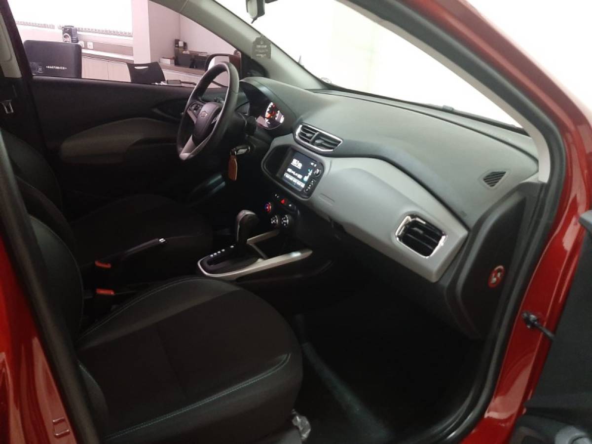 CHEVROLET - ONIX - 2019/2019 - Vermelha - R$ 65.900,00