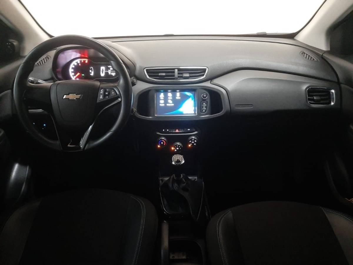 CHEVROLET - PRISMA - 2018/2019 - Branca - R$ 63.900,00