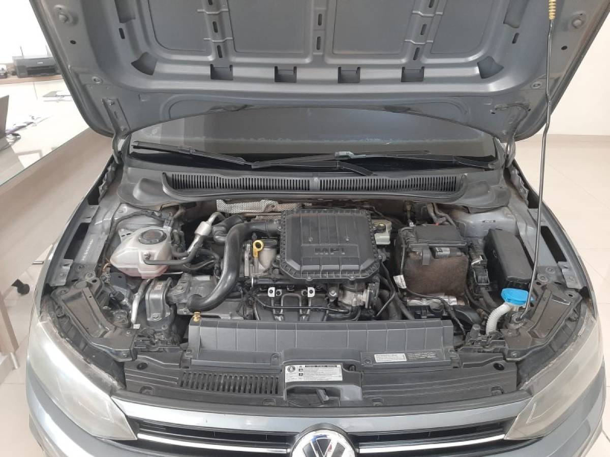 VOLKSWAGEN - POLO - 2019/2020 - Cinza - R$ 59.900,00