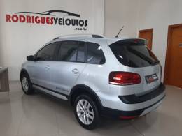 VOLKSWAGEN - SPACE CROSS - 2015/2015 - Prata - R$ 64.900,00