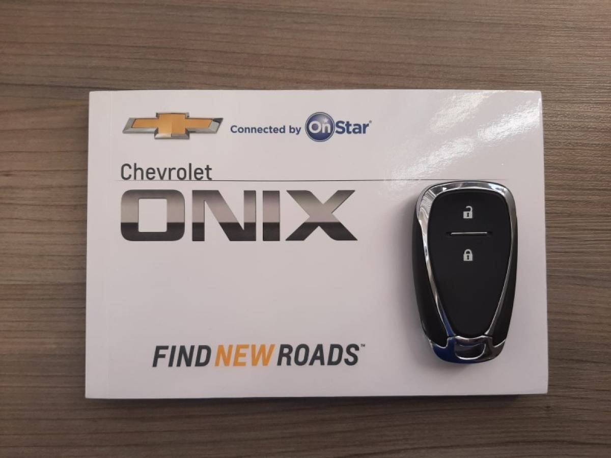CHEVROLET - ONIX - 2020/2020 - Preta - R$ 63.900,00
