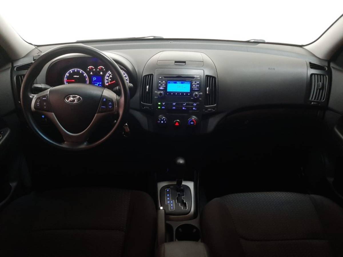 HYUNDAI - I30 - 2009/2010 - Prata - R$ 44.900,00