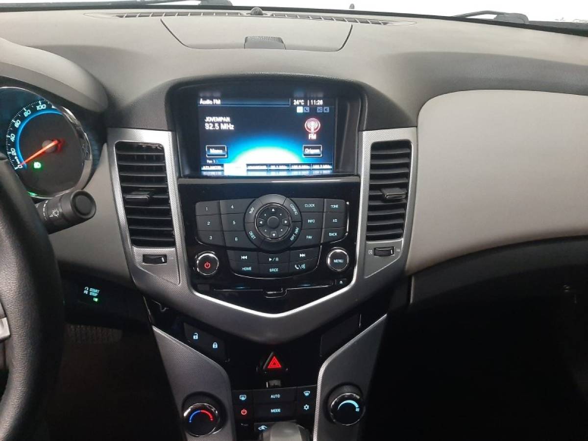 CHEVROLET - CRUZE - 2012/2012 - Branca - R$ 58.900,00