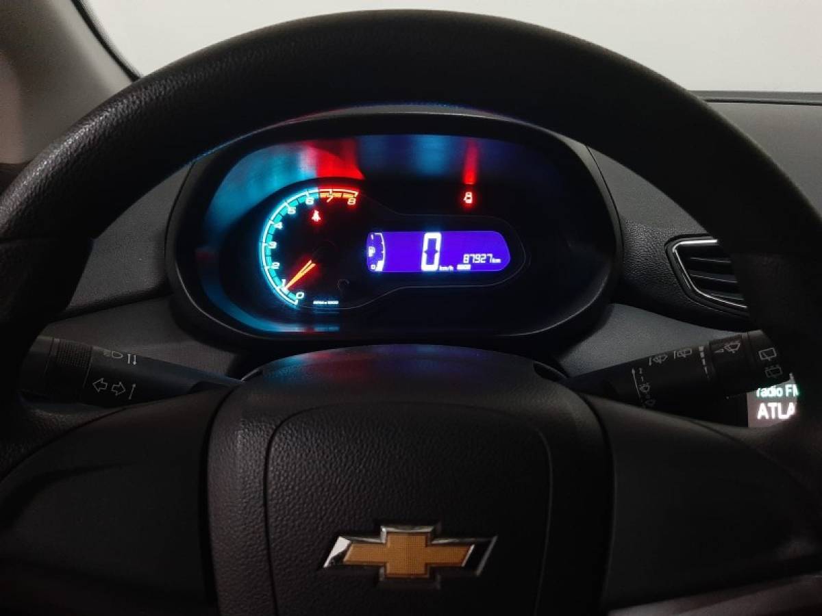 CHEVROLET - ONIX - 2014/2015 - Cinza - R$ 49.900,00