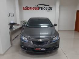 CHEVROLET - ONIX - 2014/2015 - Cinza - R$ 49.900,00