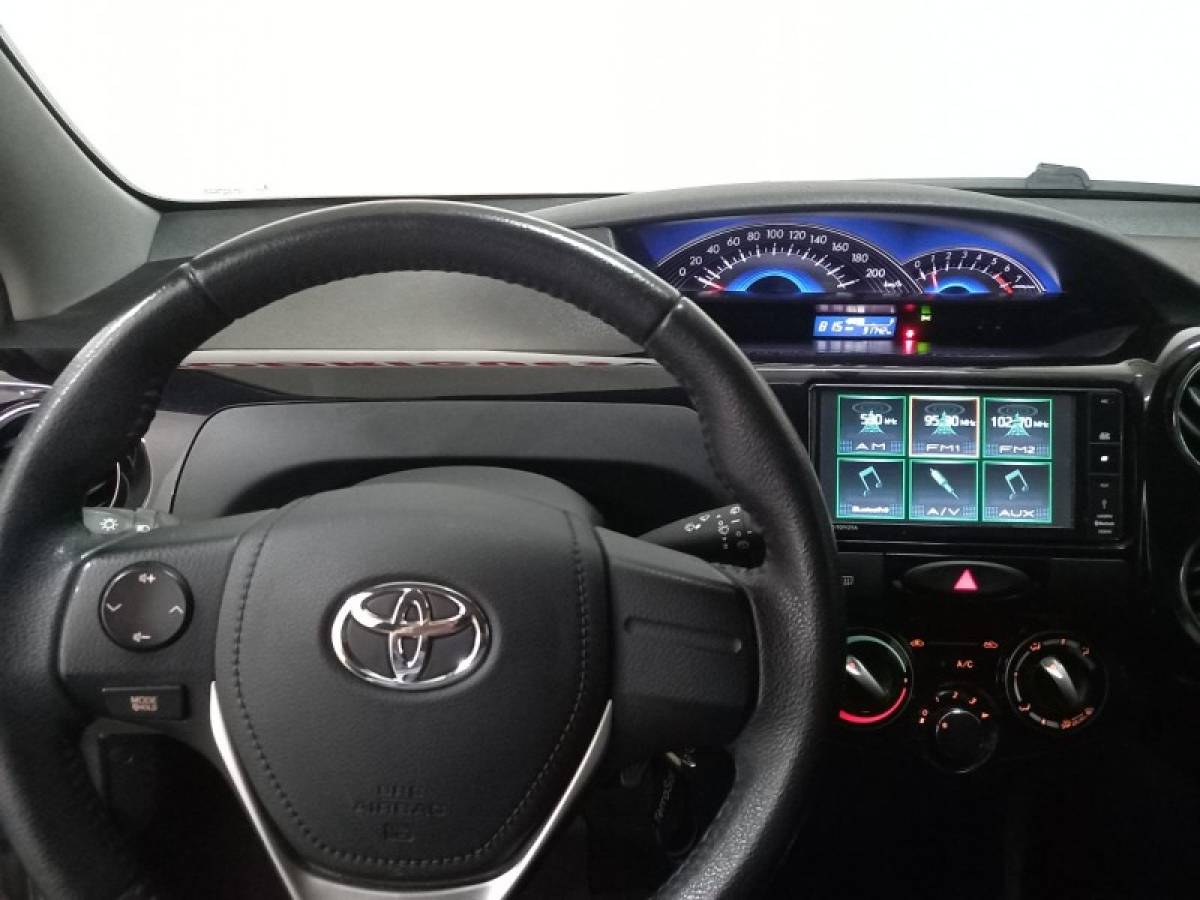 TOYOTA - ETIOS CROSS - 2015/2016 - Prata - R$ 54.900,00